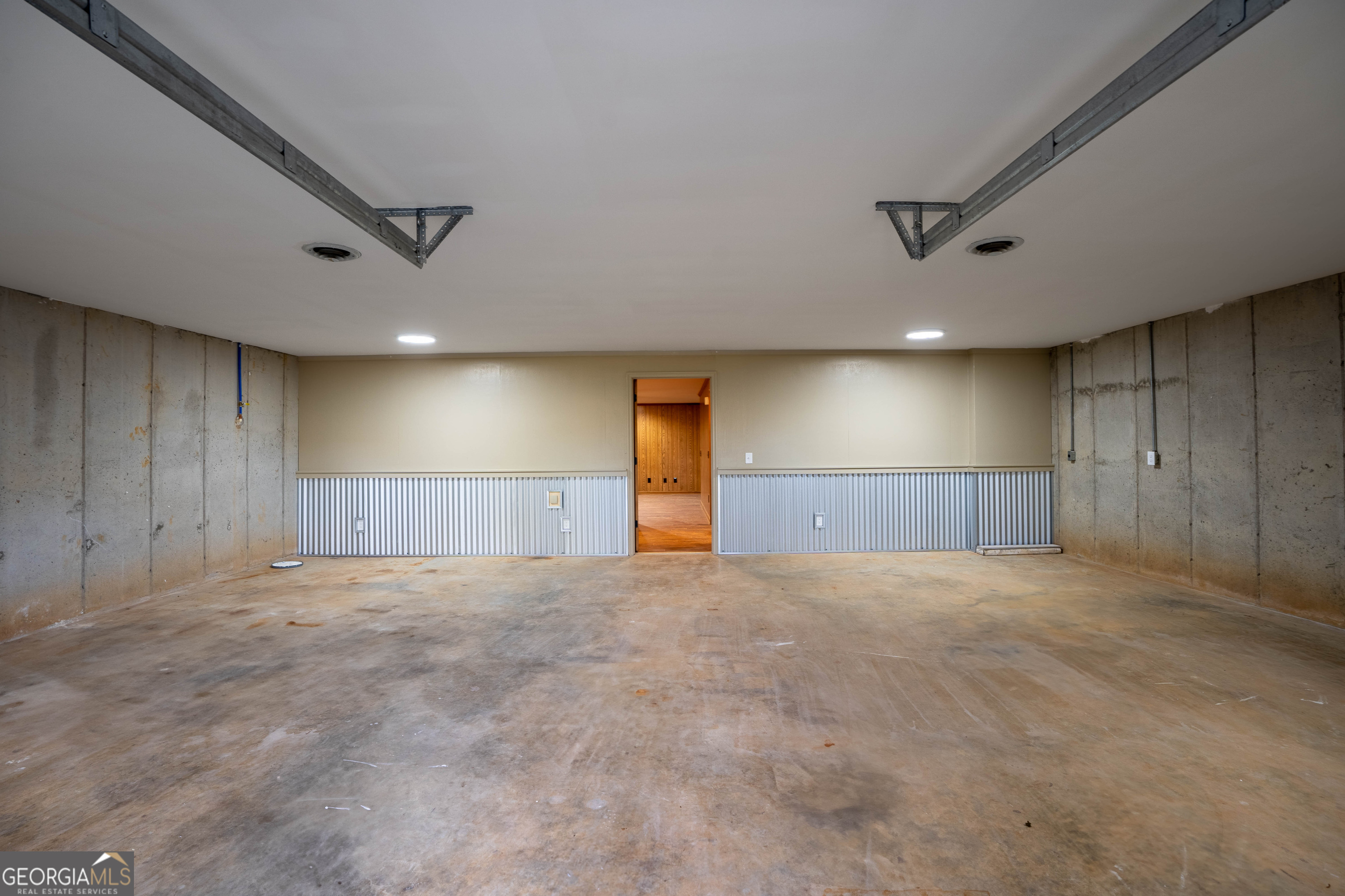 6421 Holly Springs Road Clermont, GA 30527 - Photo 48 of 58 a view of an empty room