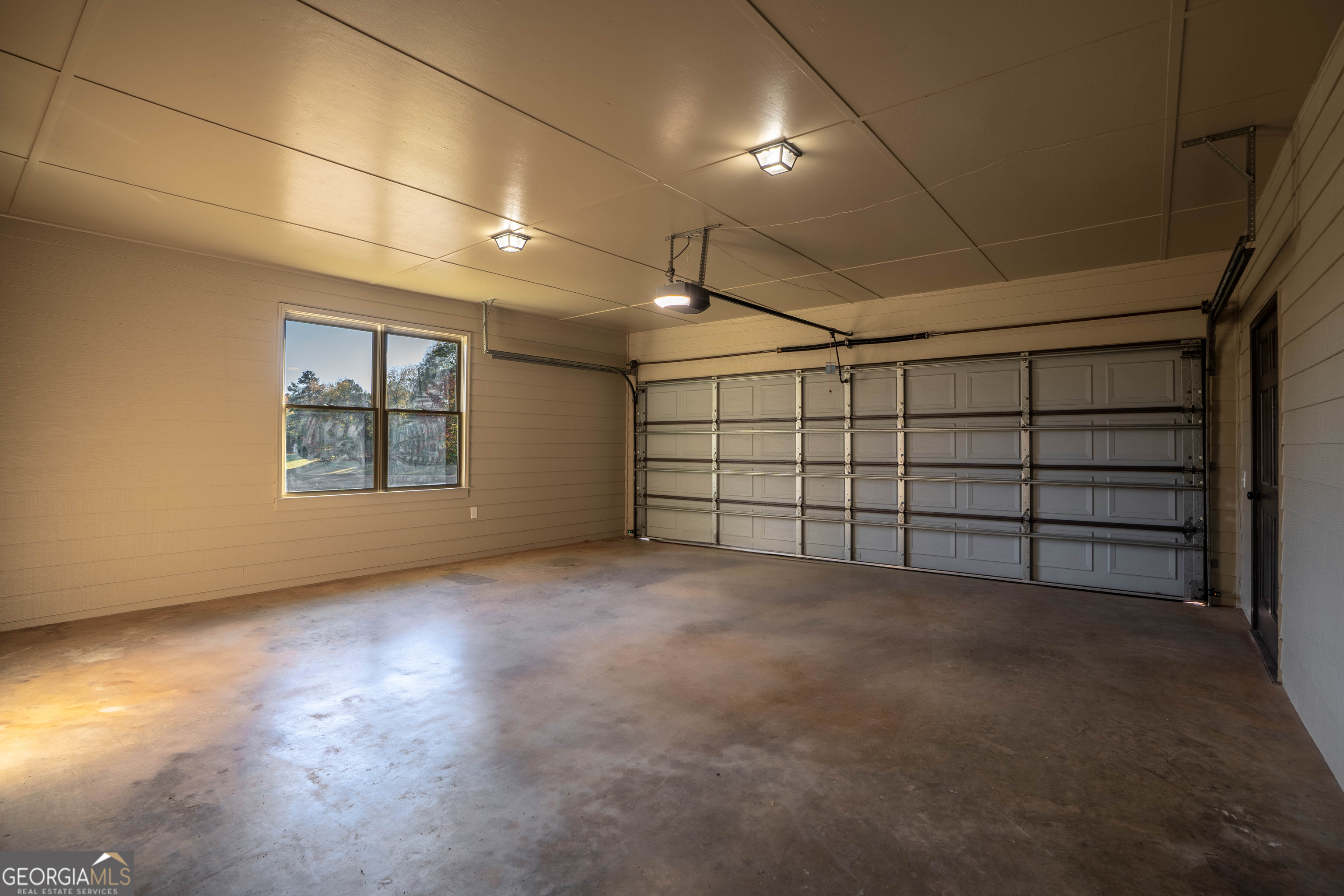 6421 Holly Springs Road Clermont, GA 30527 - Photo 54 of 58 a view of a garage
