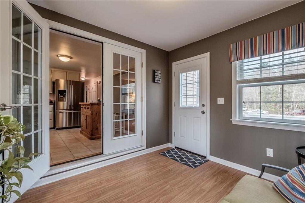 5 Evergreen Road Freeport, ME 04032 - Photo 5 of 35 Mudroom Entrance