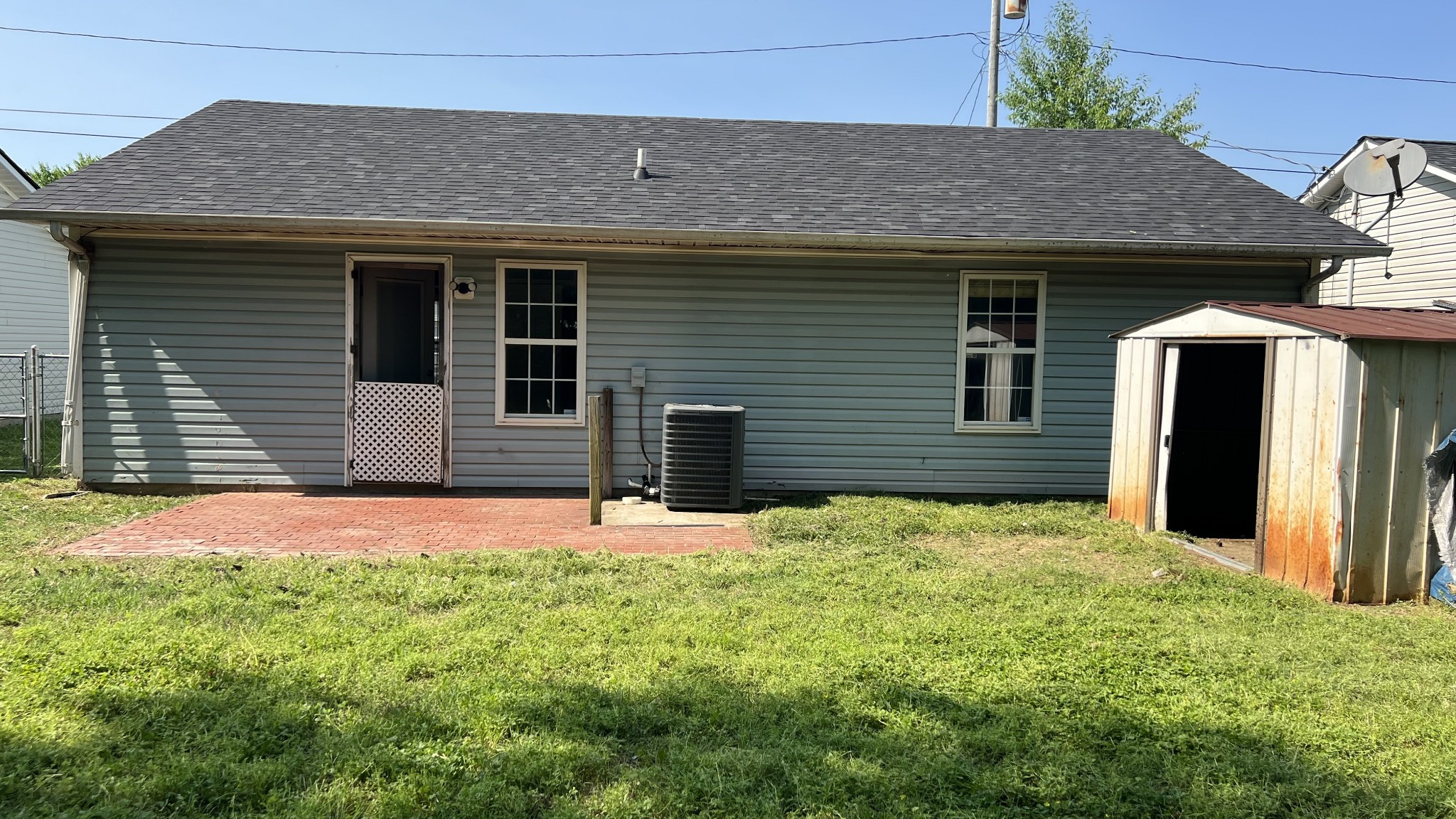 1047 Shadow Ridge Avenue Oak Grove, KY 42262 - Photo 15 of 15 a backyard of a house
