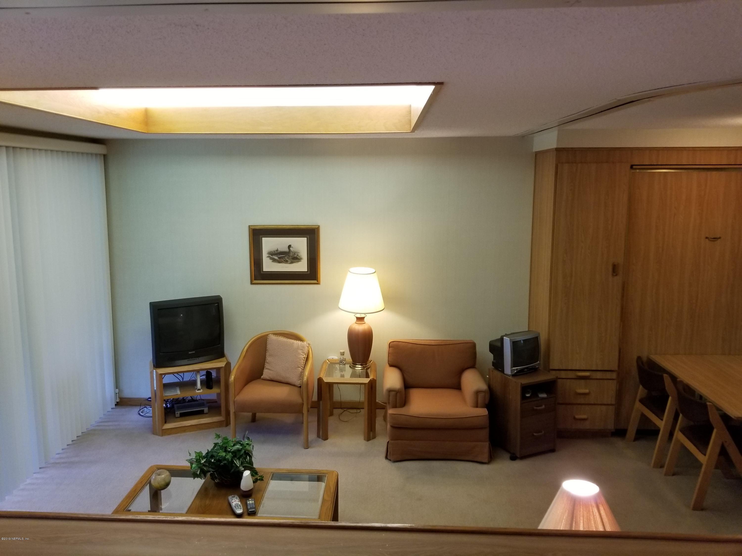 2910 Ravines Road, Unit 1123 Middleburg, FL 32068 - Photo 8 of 13 Living Room View