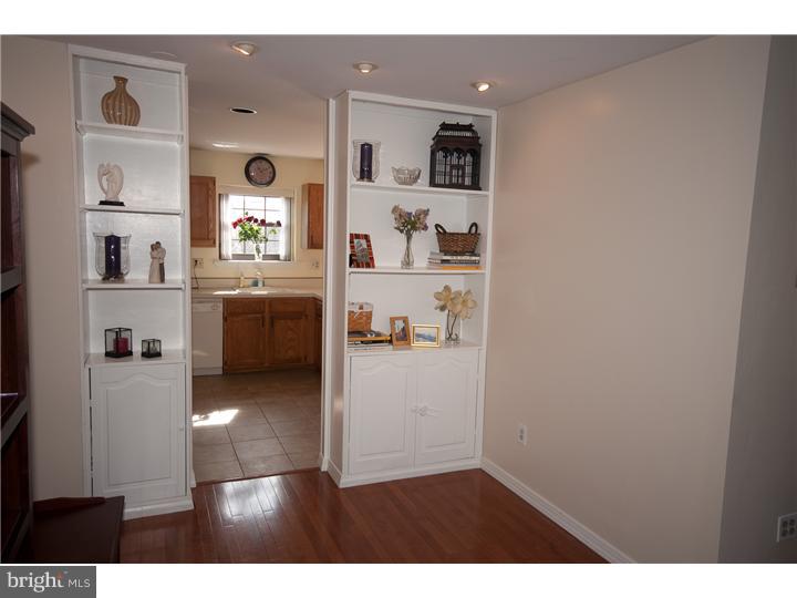 335 Scola Road Brookhaven, PA 19015 - Photo 4 of 16 Dining Room