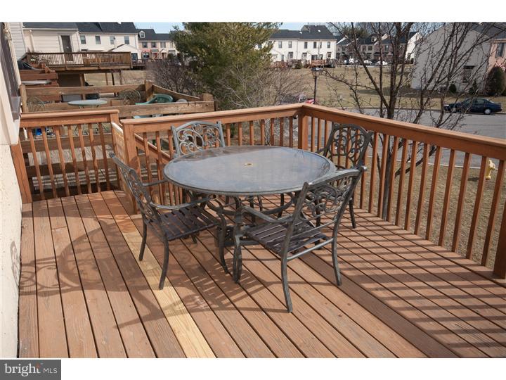 335 Scola Road Brookhaven, PA 19015 - Photo 7 of 16 Deck