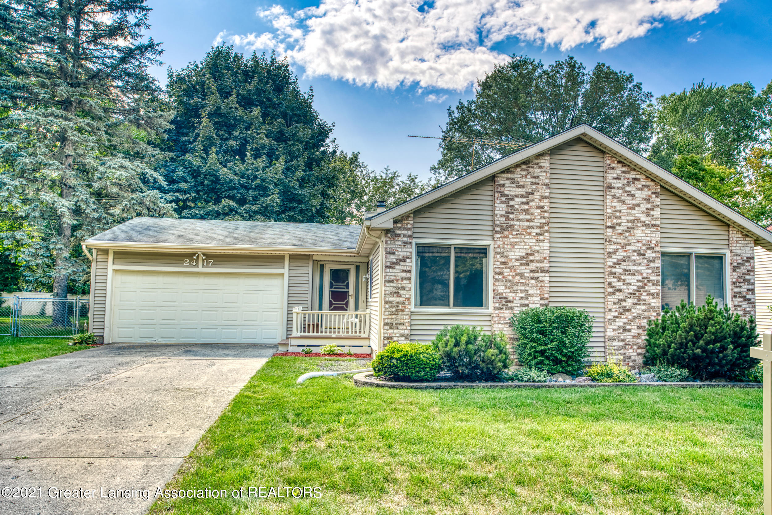 2417 Byrnes Road Lansing, MI 48906 - Photo 35 of 36 Front
