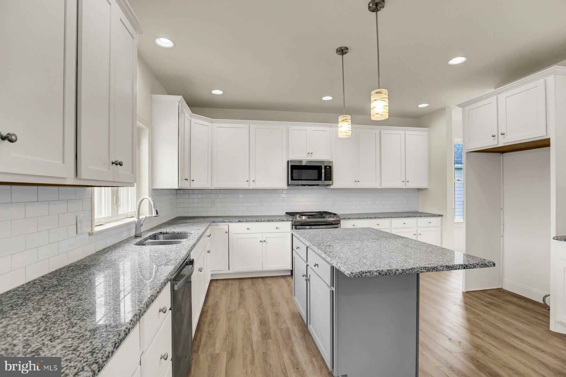 675 Integrity Drive Lititz, PA 17543 - Photo 13 of 48