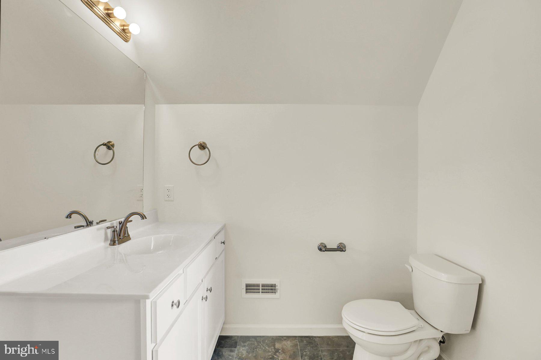 675 Integrity Drive Lititz, PA 17543 - Photo 34 of 48