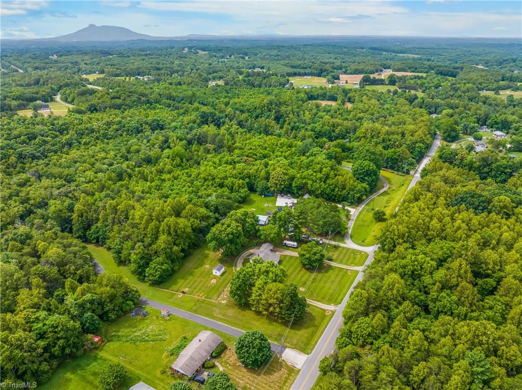 304 Armstrong Road Pilot Mountain, NC 27041 - Photo 37 of 42