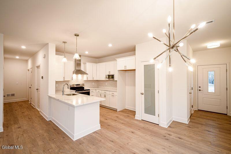 8 Reed's Hollow Saratoga Springs, NY 12866 - Photo 8 of 22 8 RH DINING