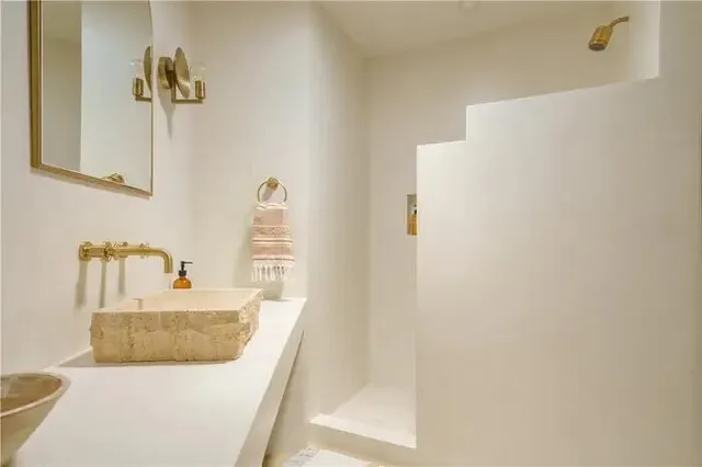 $635,000 | 4622 Avenida La Mirada, Joshua Tree, CA 92252