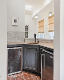 $1,100,000 | 100 Candlewood Drive, Lafayette, LA 70508