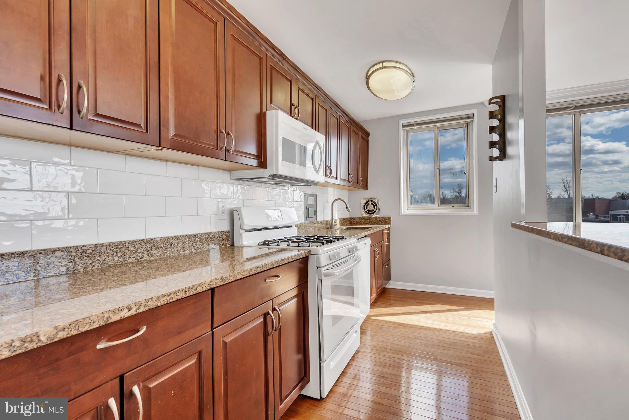 4000 Tunlaw Road Northwest, Unit 1111 Washington, DC 20007 - Photo 29 of 55