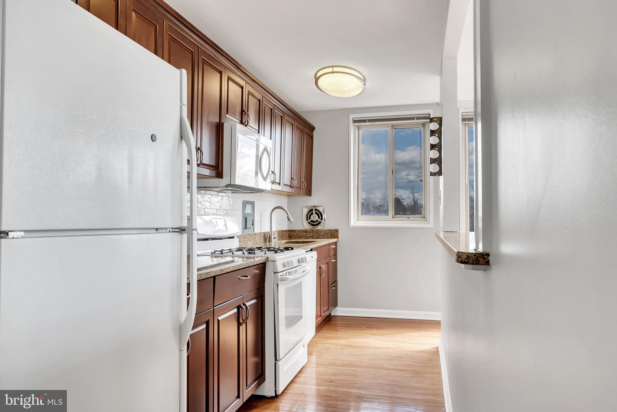 4000 Tunlaw Road Northwest, Unit 1111 Washington, DC 20007 - Photo 30 of 55