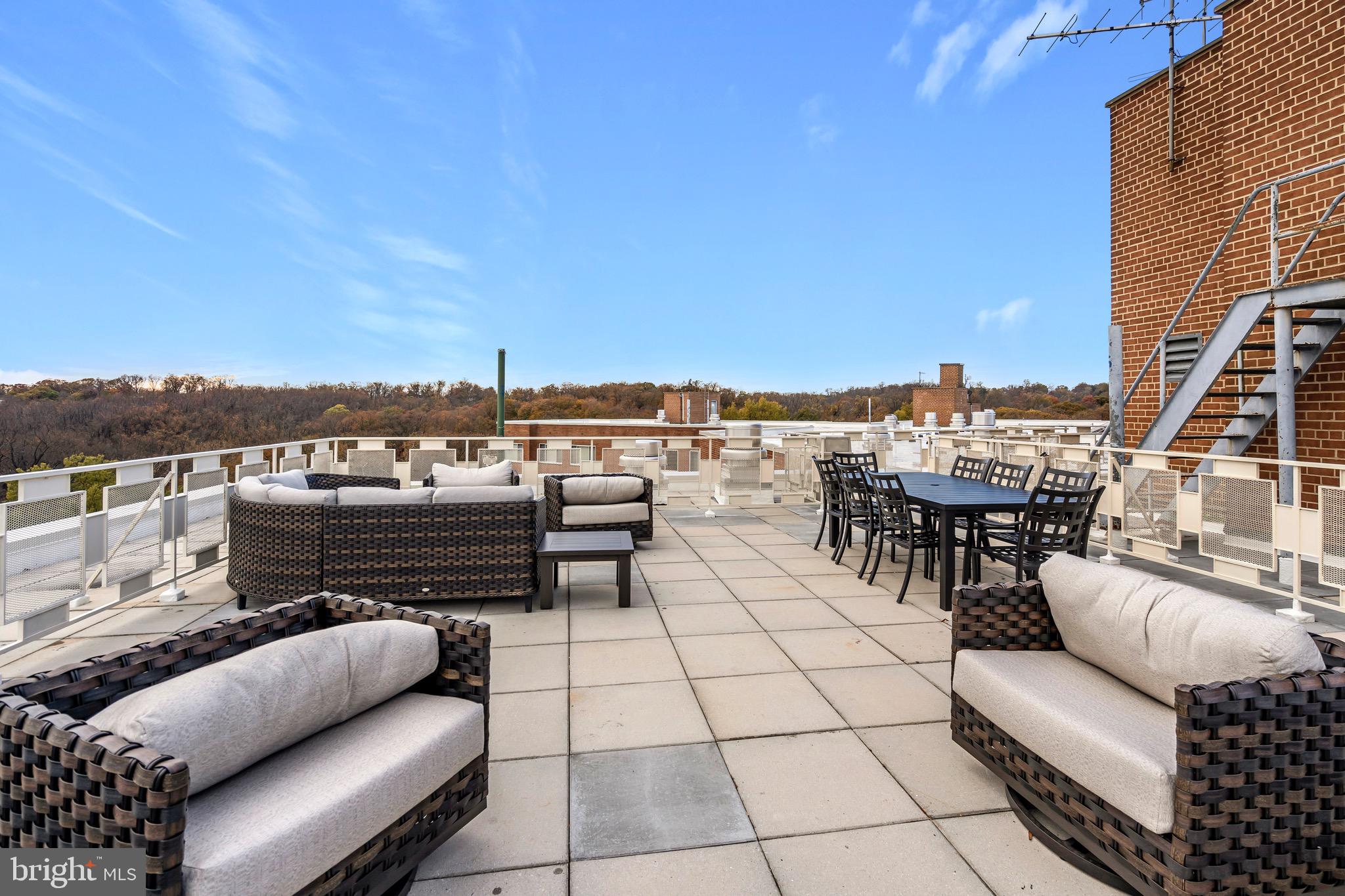 4000 Tunlaw Road Northwest, Unit 1111 Washington, DC 20007 - Photo 37 of 55 Common Area - Rooftop Deck