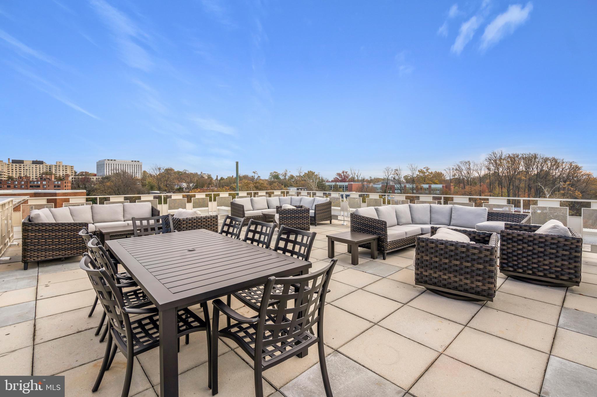 4000 Tunlaw Road Northwest, Unit 1111 Washington, DC 20007 - Photo 38 of 55 Common Area - Rooftop Deck