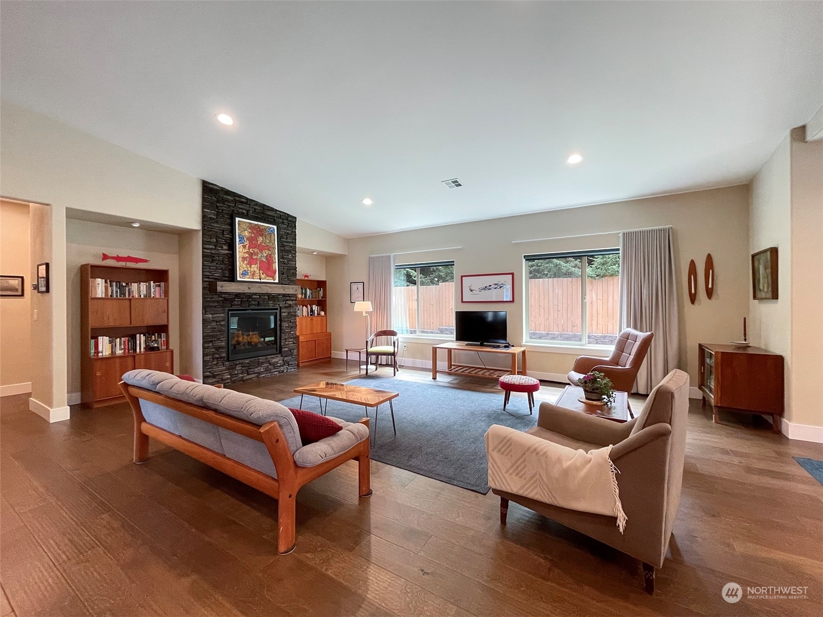 280 Choice Loop Sequim, WA 98382 - Photo 5 of 40 Gallery Image 5