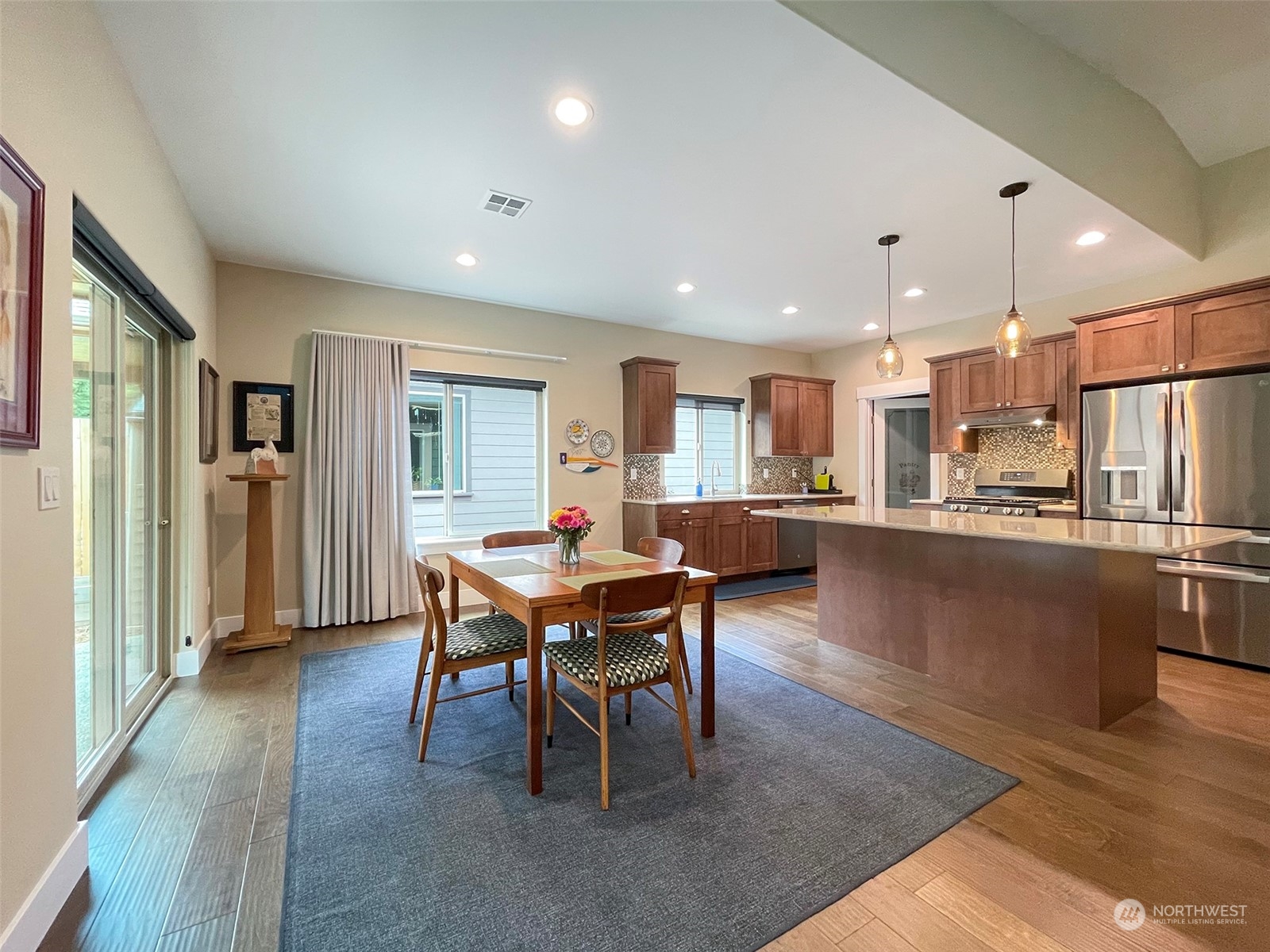 280 Choice Loop Sequim, WA 98382 - Photo 8 of 40 Gallery Image 8