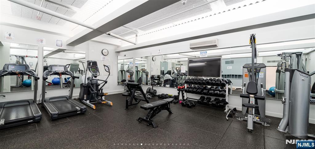 250 Gorge Road, Unit 28I Cliffside Park, NJ 07010 - Photo 20 of 25