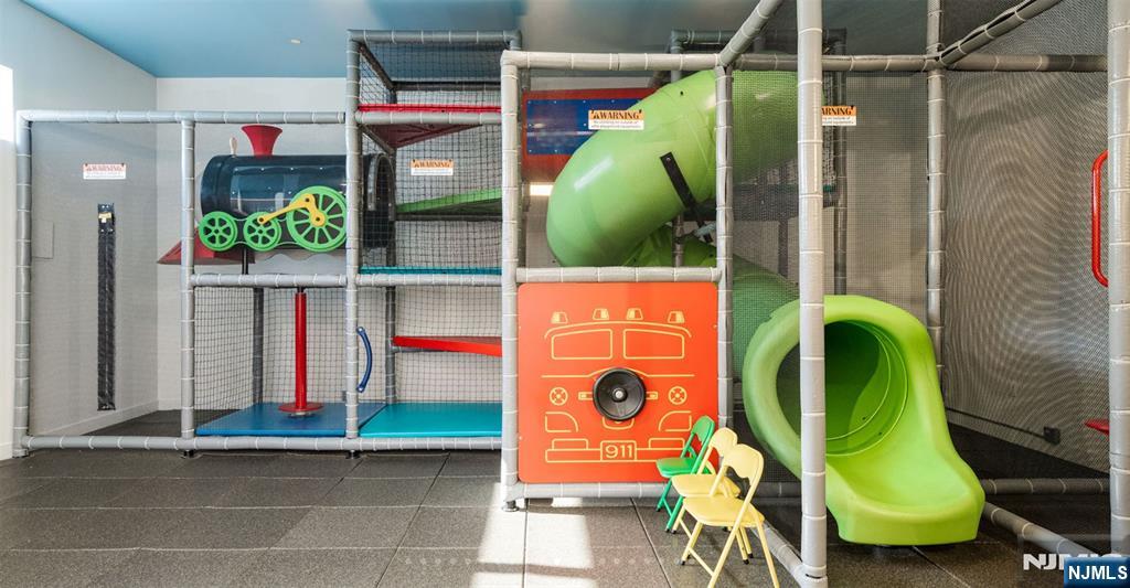 250 Gorge Road, Unit 28I Cliffside Park, NJ 07010 - Photo 21 of 25