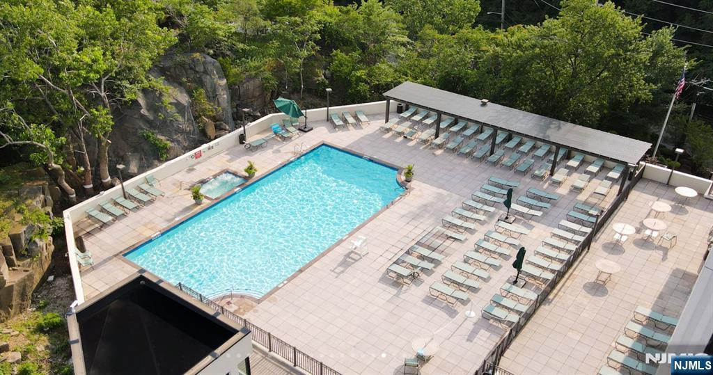 250 Gorge Road, Unit 28I Cliffside Park, NJ 07010 - Photo 25 of 25