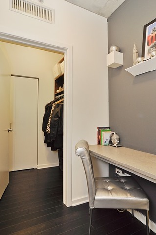 659 West Randolph Street, Unit 618 Chicago, IL 60661 - Photo 6 of 11