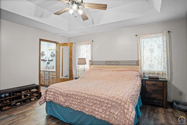 $900,000 | 10010 Hwy K-16 Holton Ks 66436, Holton, KS 66436