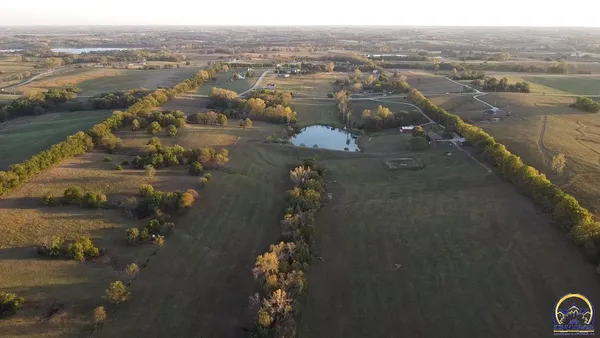 $900,000 | 10010 Hwy K-16 Holton Ks 66436, Holton, KS 66436