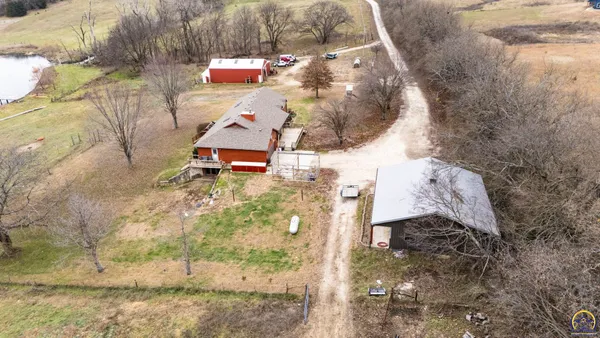 $900,000 | 10010 Hwy K-16 Holton Ks 66436, Holton, KS 66436