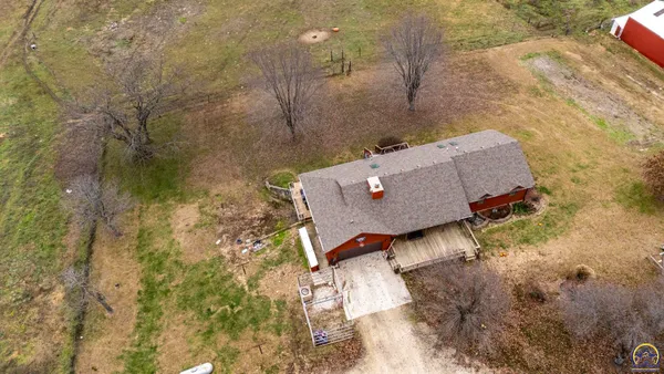 $900,000 | 10010 Hwy K-16 Holton Ks 66436, Holton, KS 66436