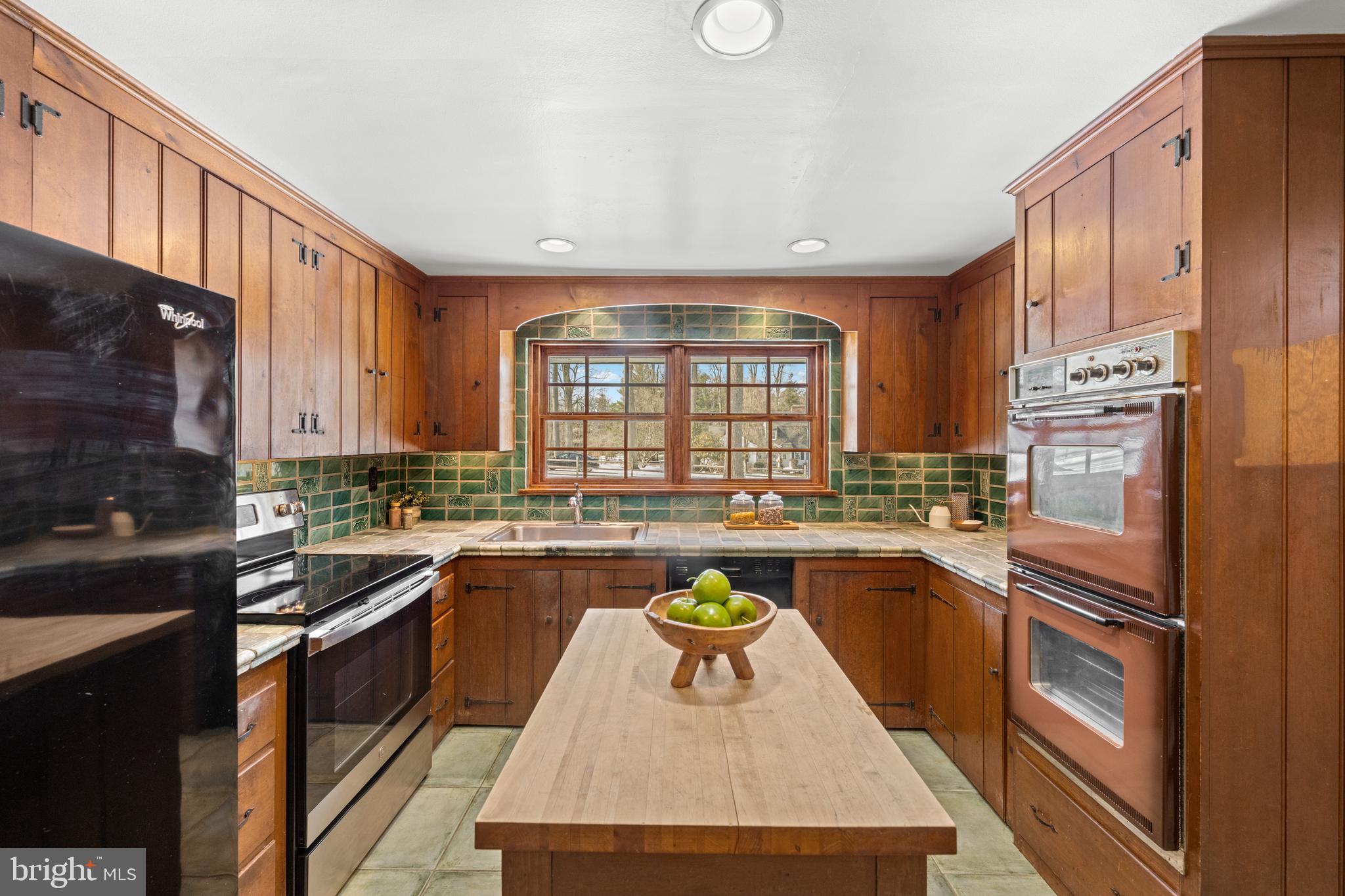 130 Beaumont Road Devon, PA 19333 - Photo 11 of 36