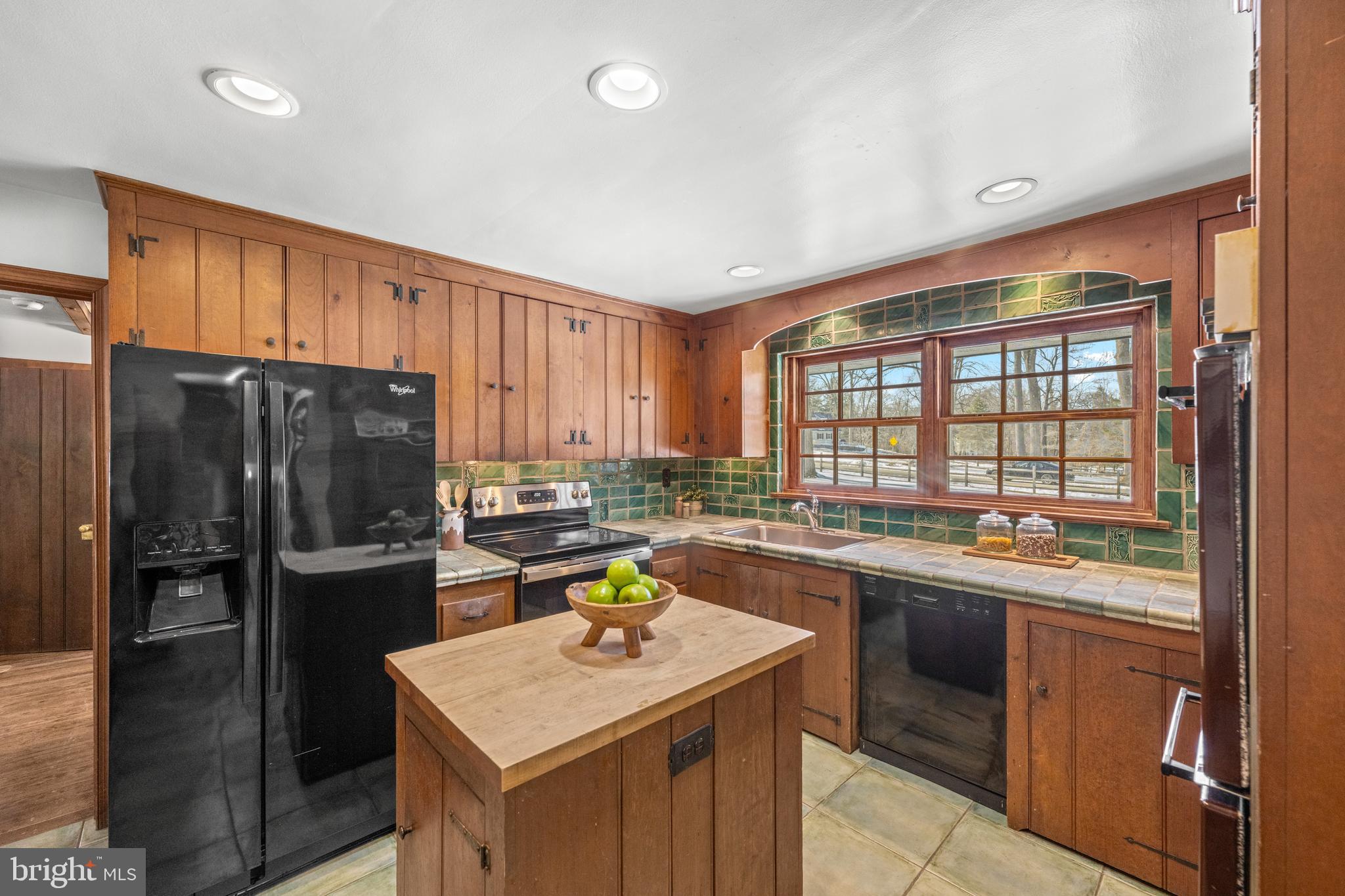 130 Beaumont Road Devon, PA 19333 - Photo 10 of 36