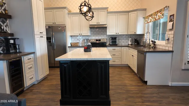 $700,000 | 2647 East South Fork Drive, Phoenix, AZ 85048