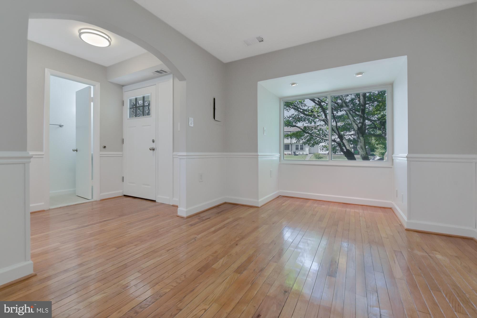 17472 Hoskinson Road Poolesville, MD 20837 - Photo 11 of 42
