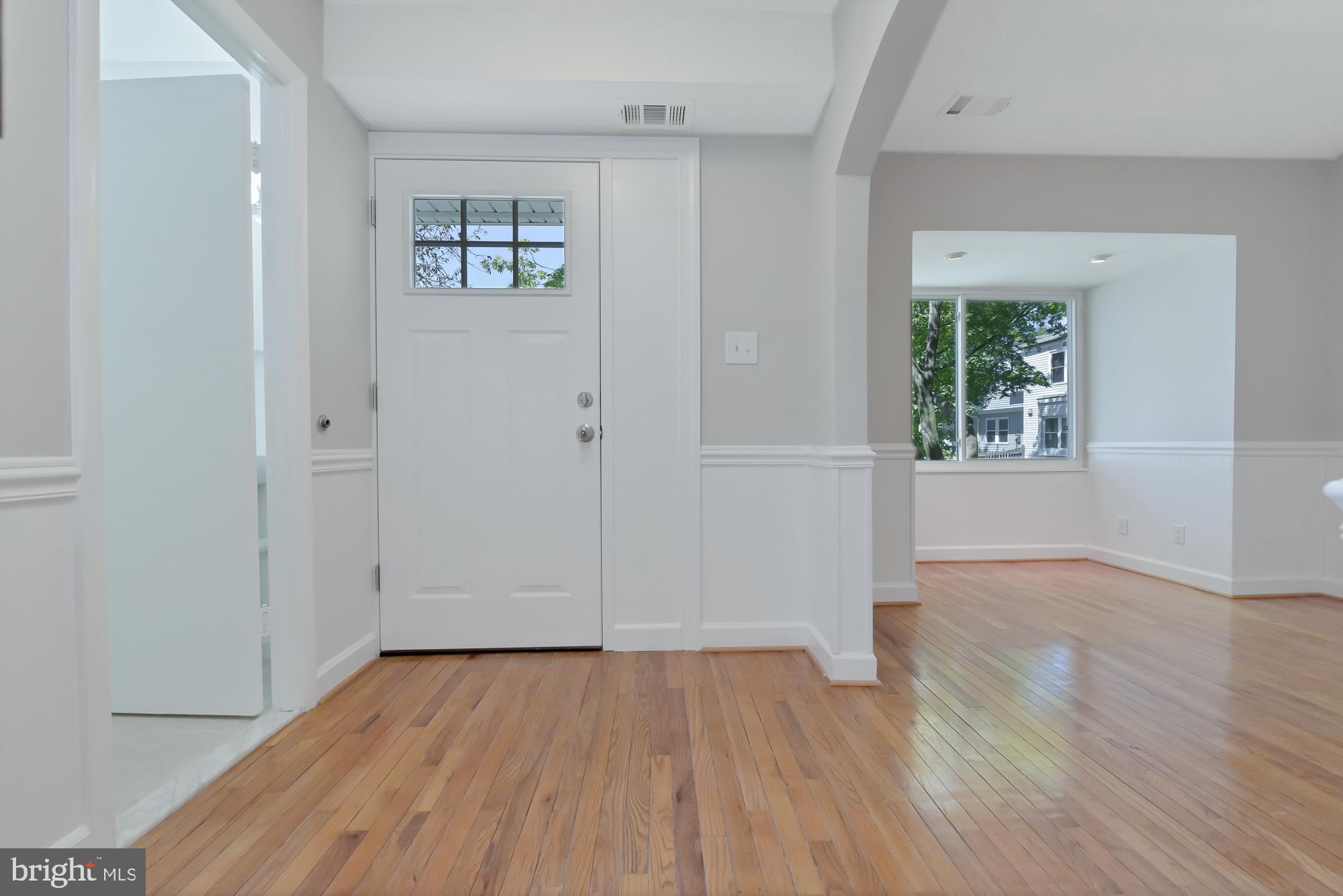 17472 Hoskinson Road Poolesville, MD 20837 - Photo 10 of 42