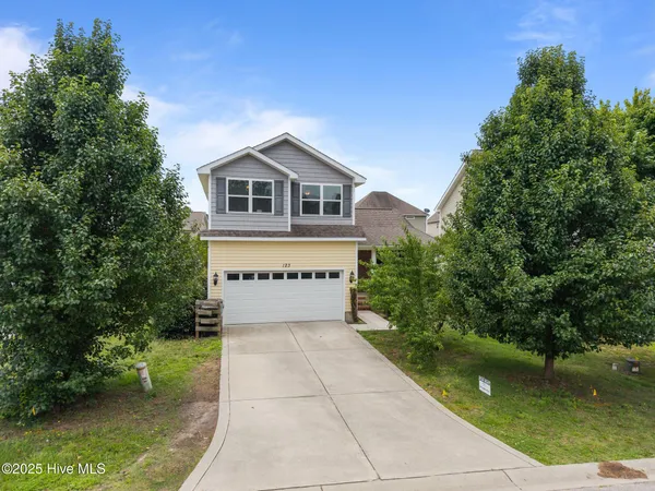 $2,000 | 123 Lightwater Drive, Aberdeen, NC 28315