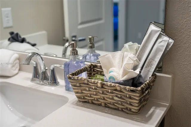 a close view of light fixtures