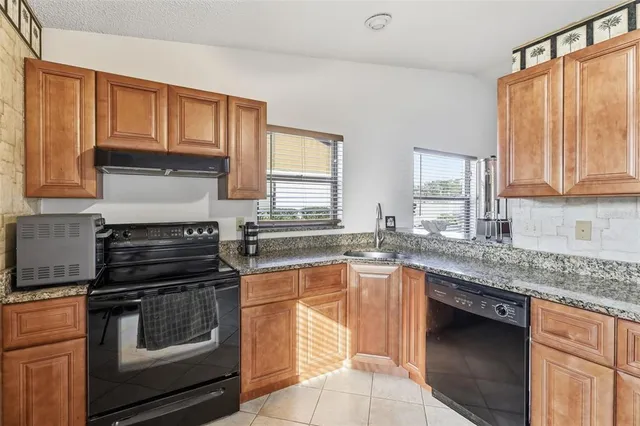 $215,000 | 1708 Curry Trail, Unit 3, Nokomis, FL 34275