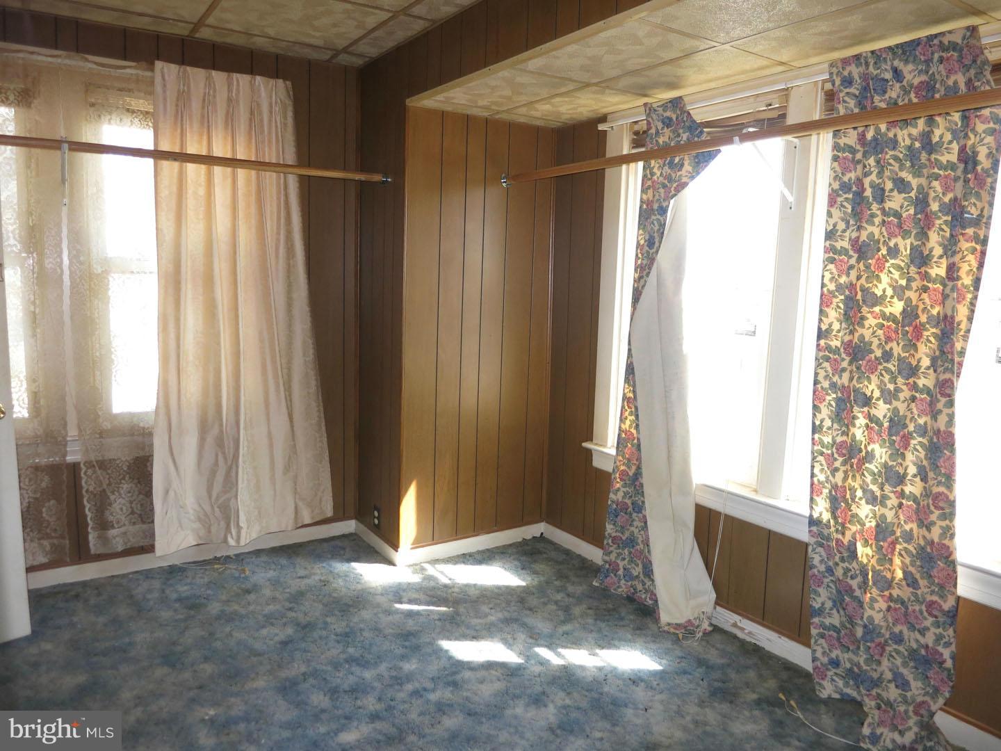 1828 Portship Road Baltimore, MD 21222 - Photo 2 of 8 Interior (General)