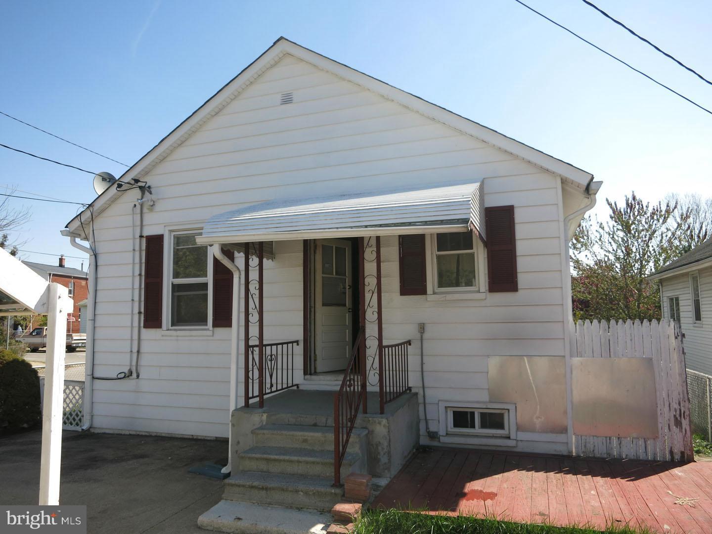 1828 Portship Road Baltimore, MD 21222 - Photo 8 of 8 Exterior (Rear)