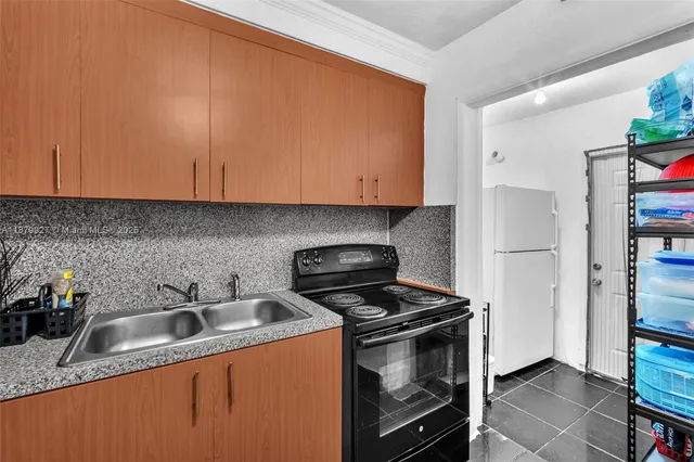 $699,999 | 460 Northeast 132nd Street, North Miami, FL 33161