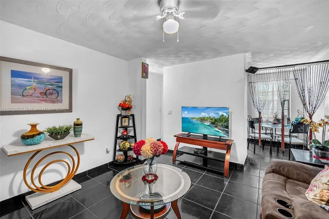 $699,999 | 460 Northeast 132nd Street, North Miami, FL 33161