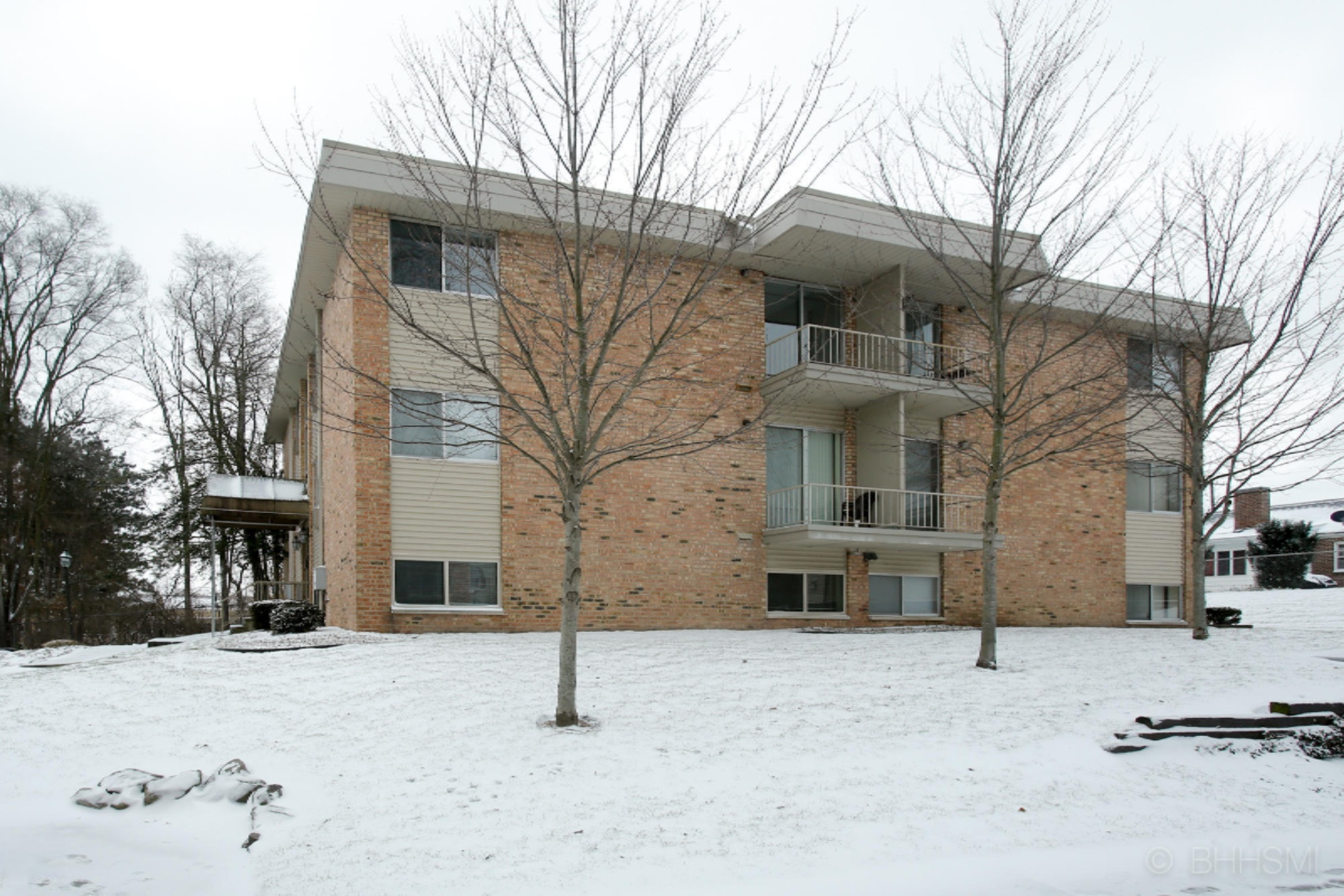 722 West Kilgore Road Kalamazoo, MI 49008 - Photo 13 of 15 722 w kilgore rd #103-111
