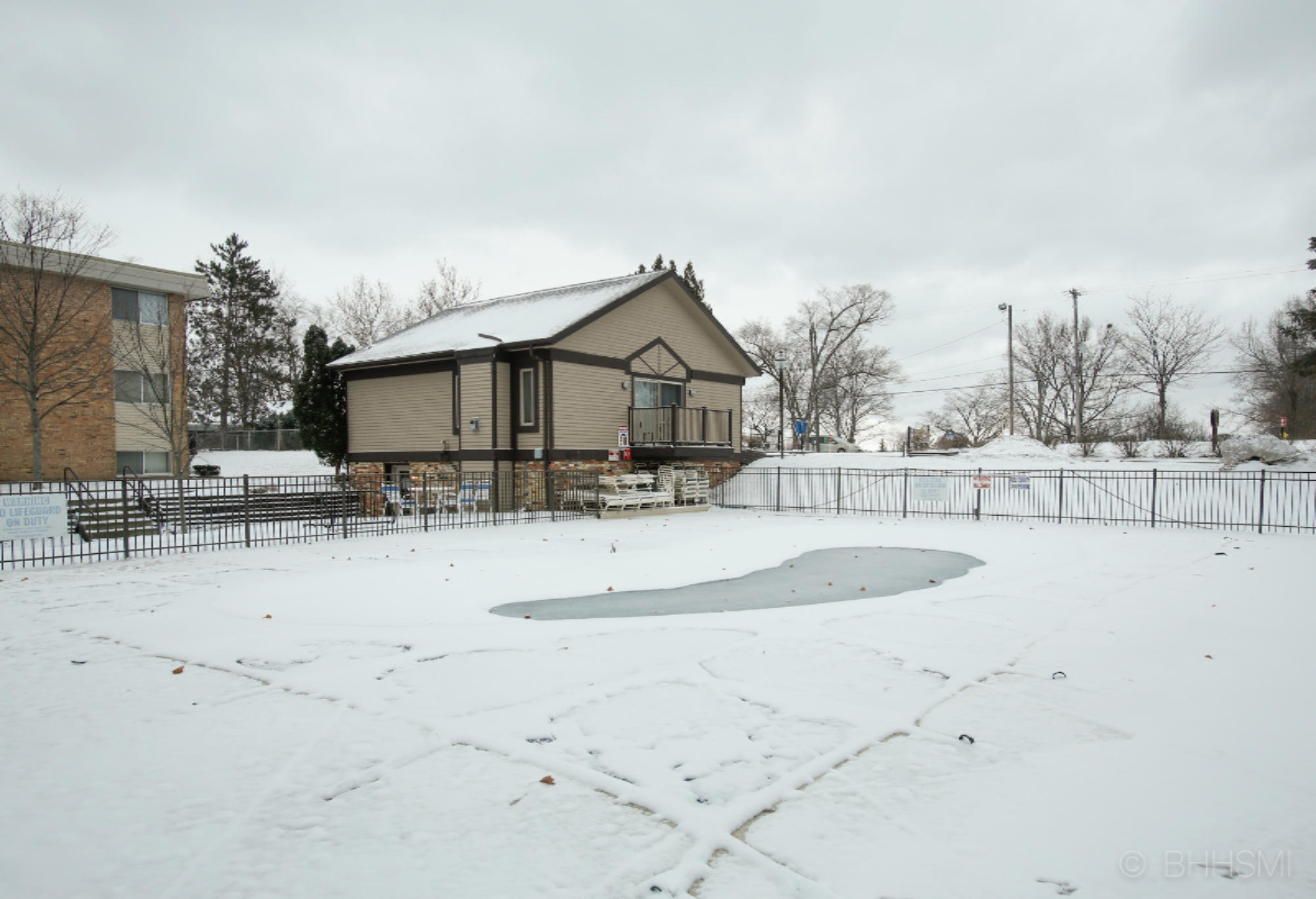 722 West Kilgore Road Kalamazoo, MI 49008 - Photo 14 of 15 722 w kilgore rd #103-112