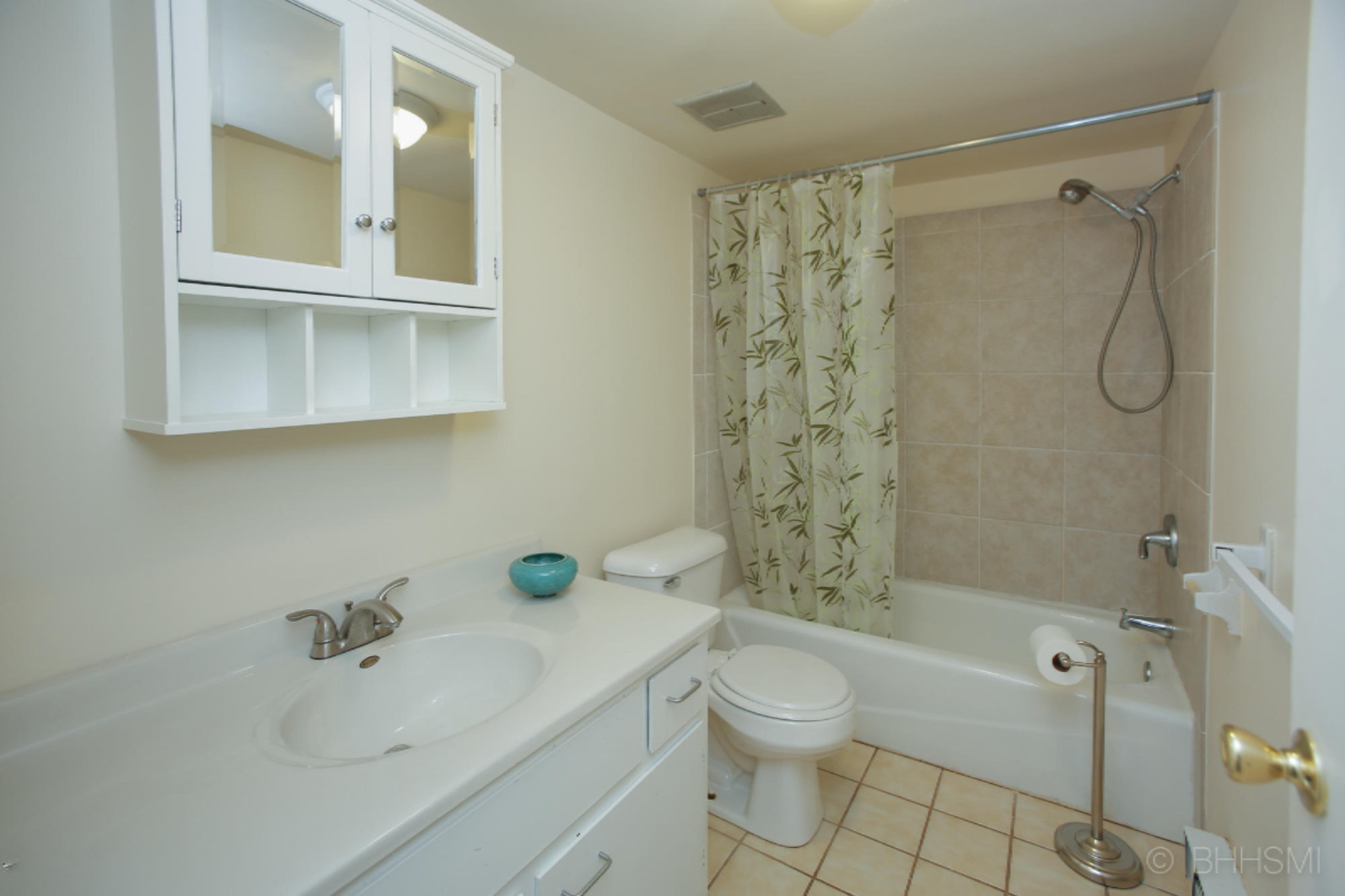 722 West Kilgore Road Kalamazoo, MI 49008 - Photo 10 of 15 722 w kilgore rd #103-108