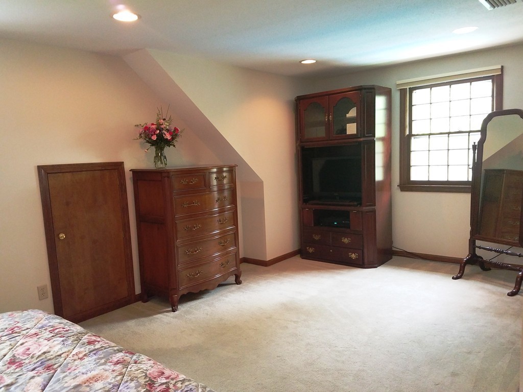 14 Overbrook Road East Longmeadow, MA 01028 - Photo 11 of 16 Gallery Image 11