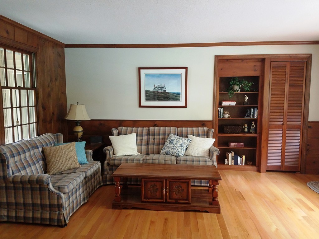 14 Overbrook Road East Longmeadow, MA 01028 - Photo 6 of 16 Gallery Image 6