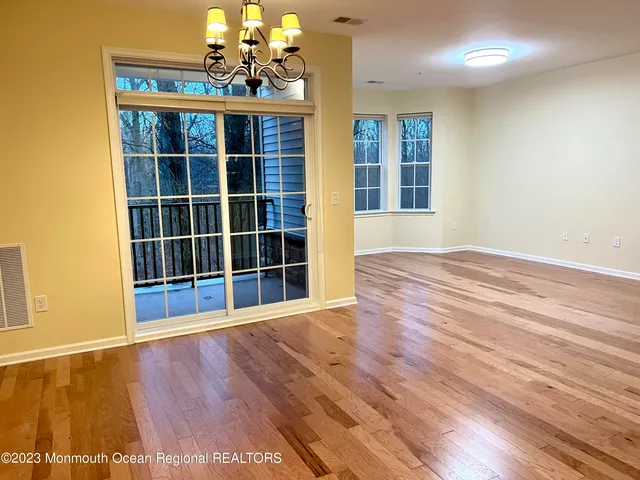 $2,850 | 5 Stock Court, Old Bridge, NJ 08857