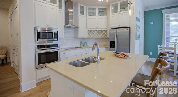 $2,072 | 16408 Holly Crest Lane, Unit B32, Huntersville, NC 28078