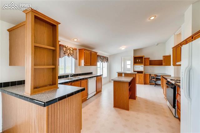20955 Ranchette Trail Calhan, CO 80808 - Photo 12 of 36 Gallery Image 12