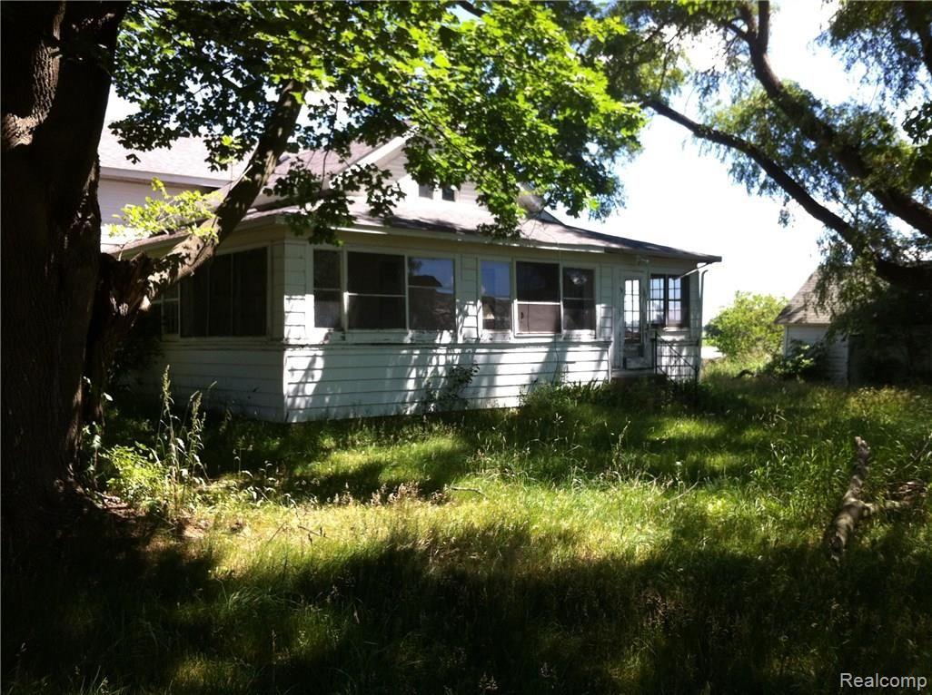 620 North Nicholson Road Fowlerville, MI 48836 - Photo 2 of 18 IMG_2182.JPG