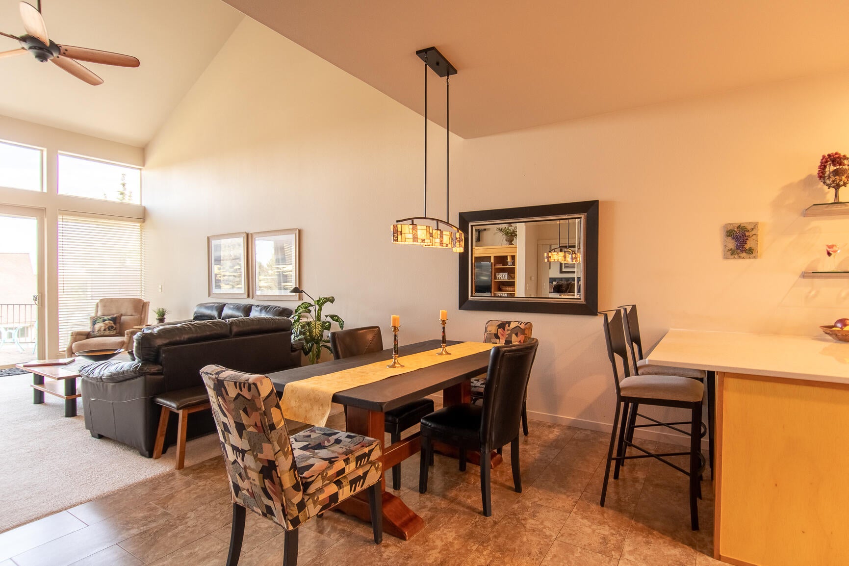 10830 Village Loop Redmond, OR 97756 - Photo 9 of 37 Dining Area